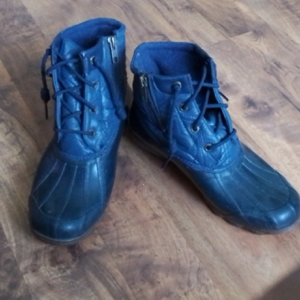 Sperry Women's Navy Winter Boots